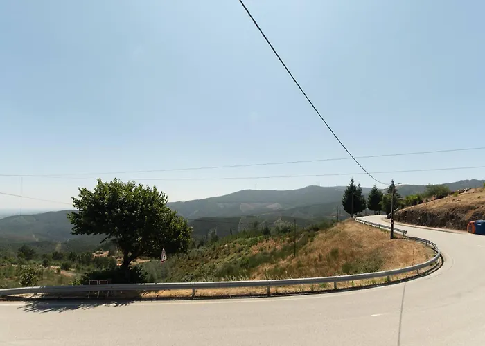 Дом отдыха Alto Da Serra 2 Cha de Alvares