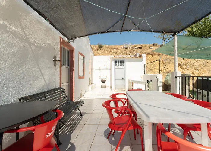 Дом отдыха Alto Da Serra 2 Cha de Alvares